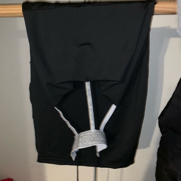 Cute dress! Sparkle wrap neck sparkle thigh - Picture 8 of 10